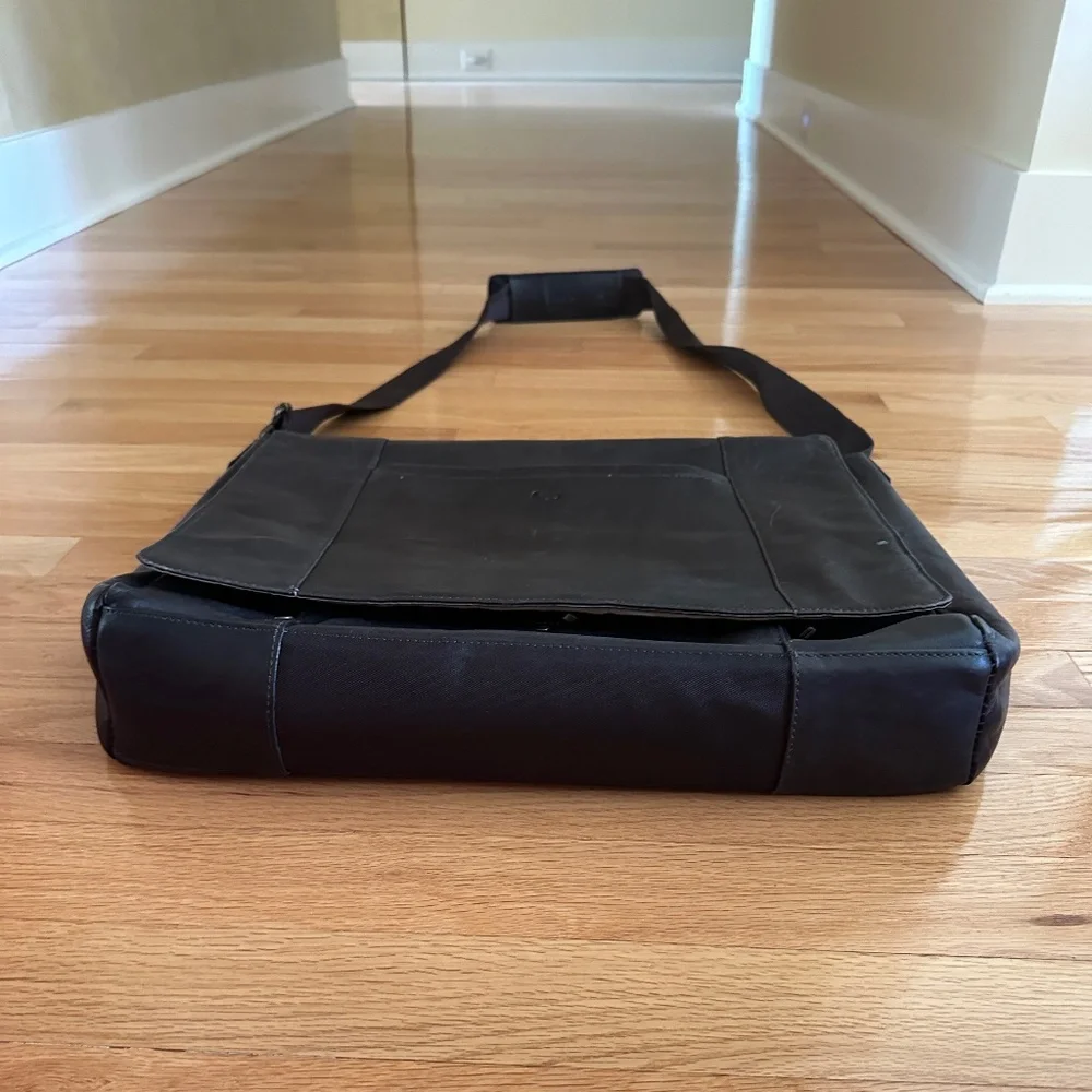 Solo Brown Leather Nylon Messenger Bag